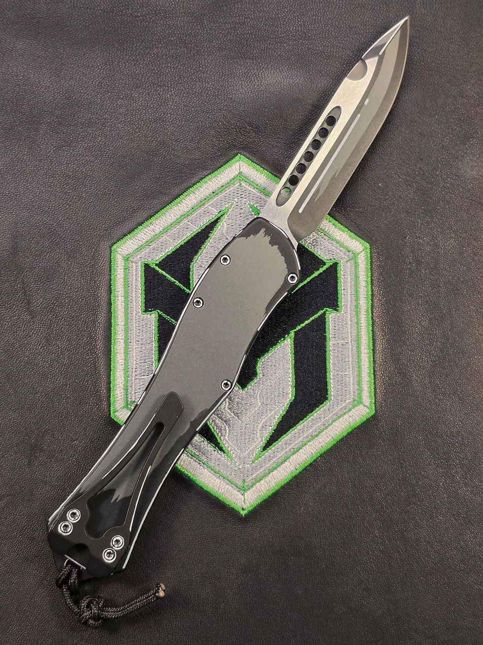 Heretic Knives Hydra V4 S/E Stealth Gray Cel Shade Auto H407-CS-GRY