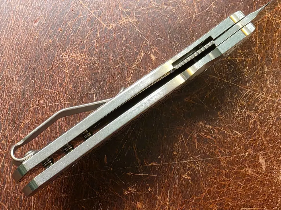 Thumbnail: TRM Knives Neutron 2 – FRAG Titanium Flat