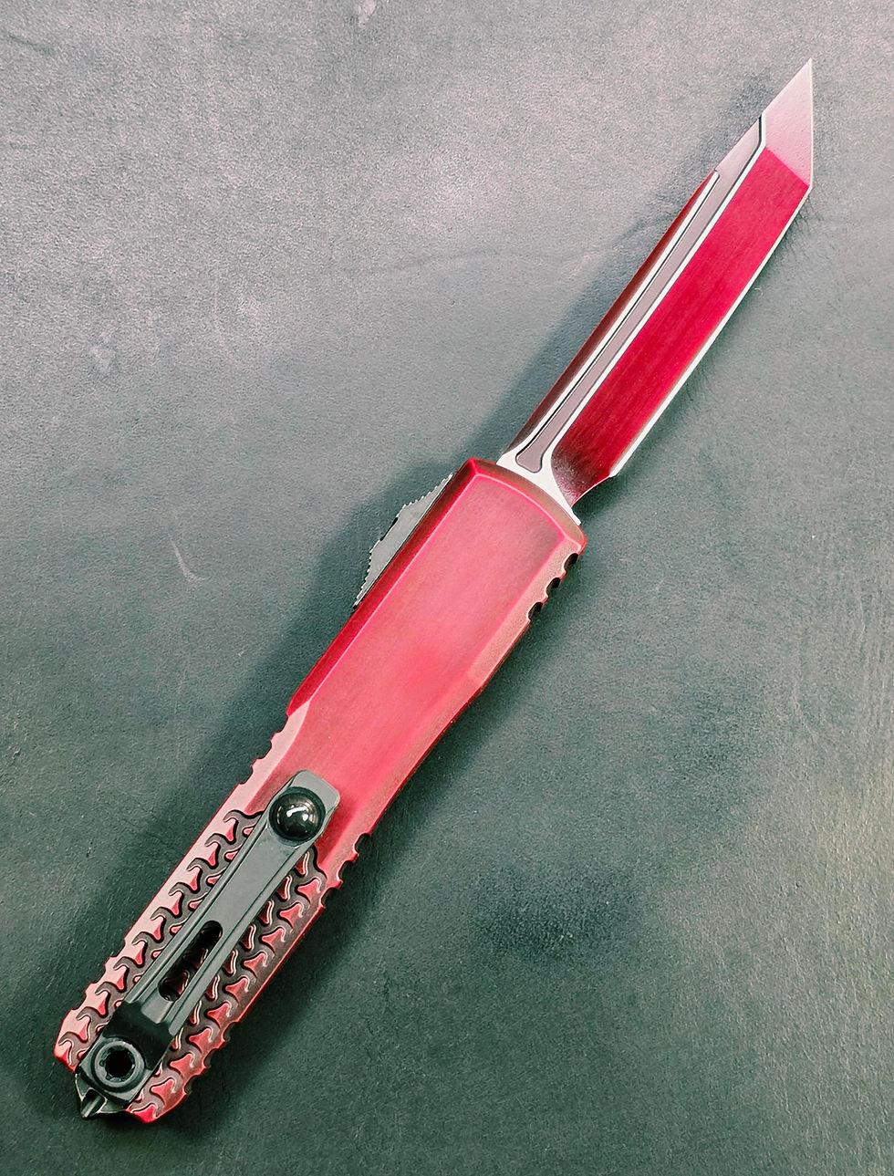 Thumbnail: Microtech Ultratech Gen IV T/E Half Tri-Grip Red Abrasion Standard 11234HT-1RDAA