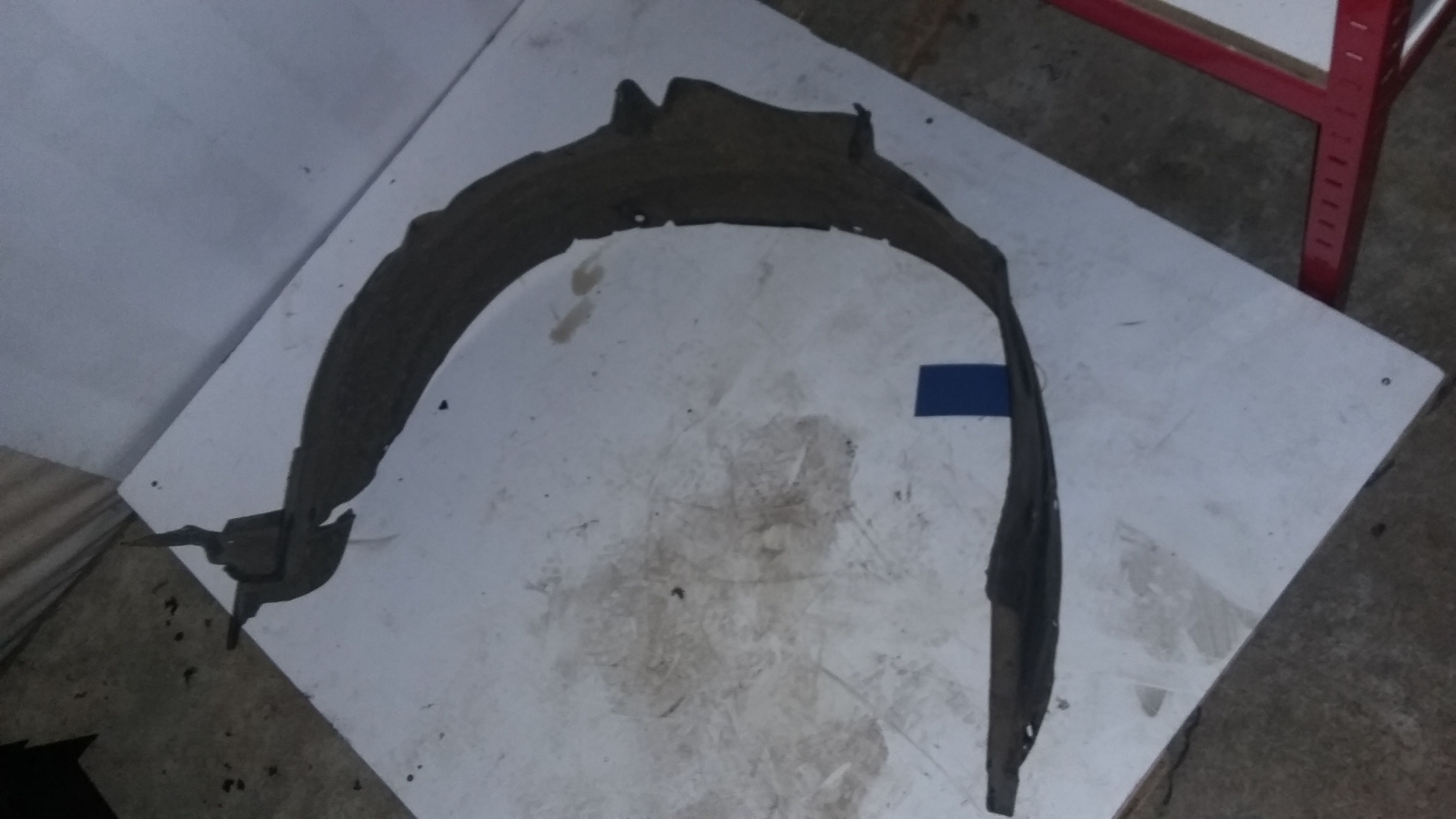 Rav 4 inner arch liner plastic splash guard (offside) 2.0 D4D 02 - 06