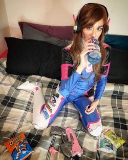 51638594_2315588345336850_51701350737557