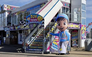 Outside Little Kidz Toytown.jpg