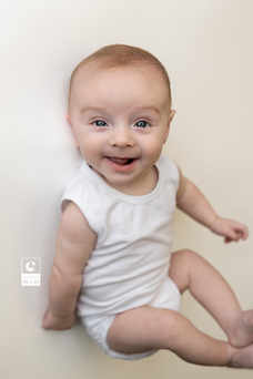 Lansing, Michigan newborn photographer