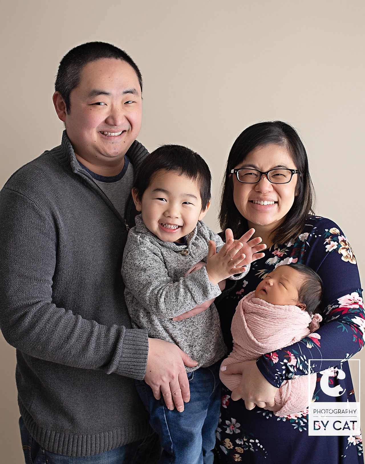 Livonia, Michigan Newborn Photographer