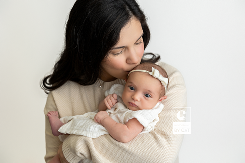 Lansing, Michigan newborn photographer