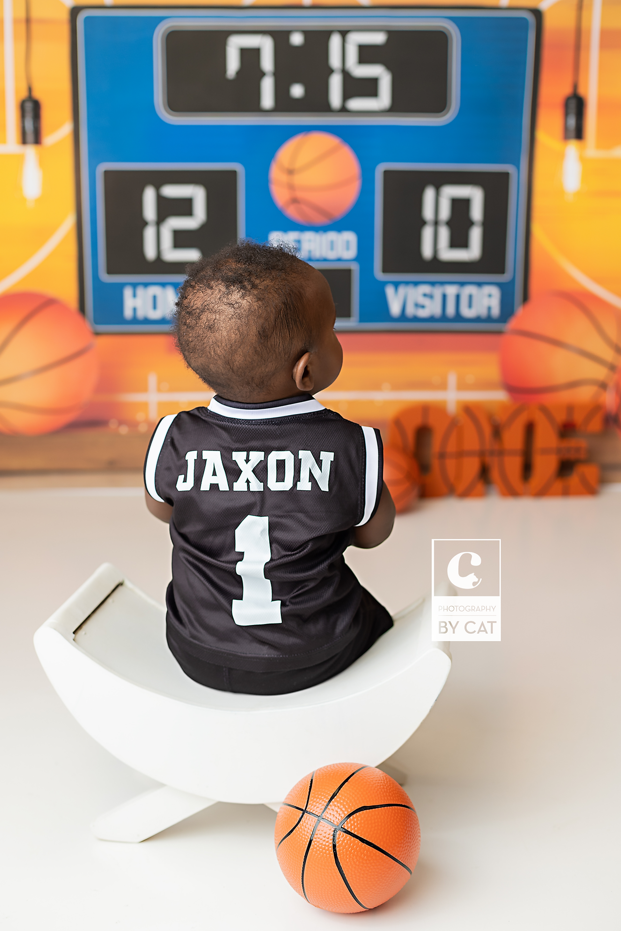 East Lansing, Michigan cake smash photographer