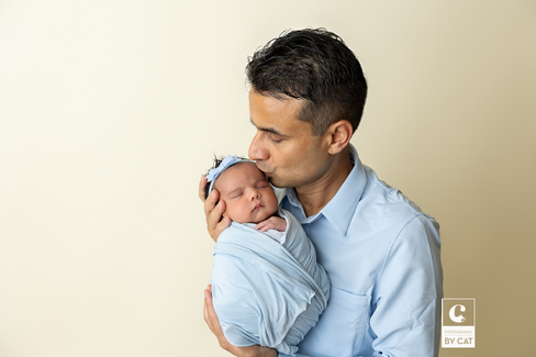 Lansing, Michigan newborn photographer