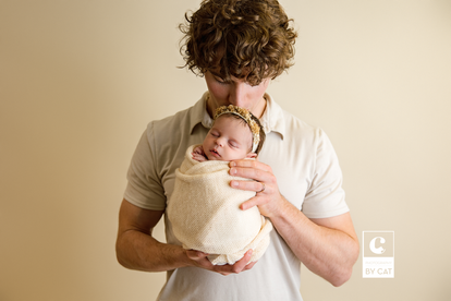Lansing, Michigan newborn photographer