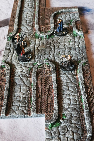 Rollenspelaccessoirebespreking: Dwarven Forge - Alley Add-On Pack