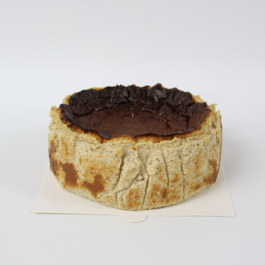 Earl Grey Basque Cheesecake
