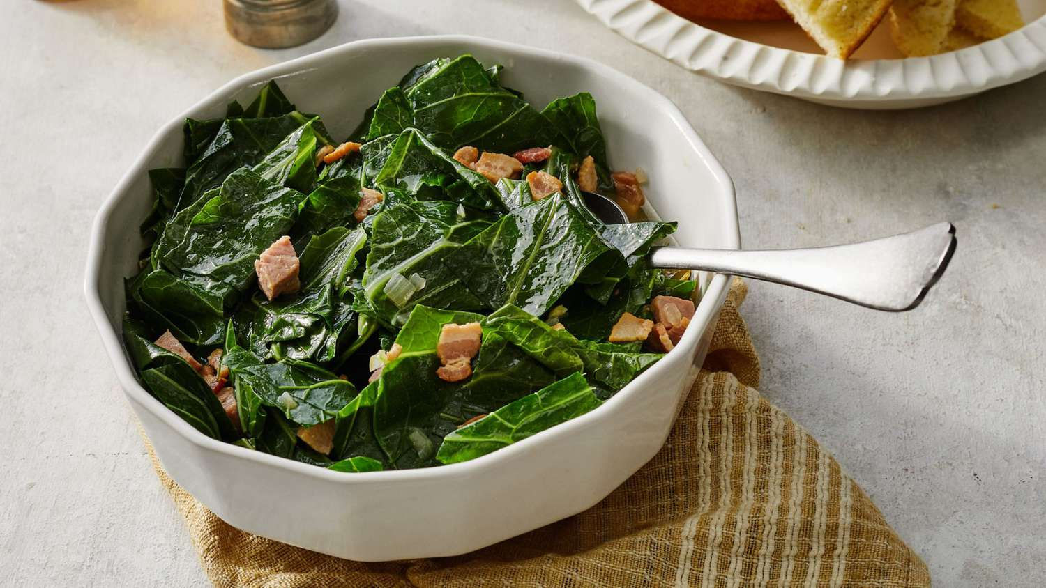Seasoned collard greens