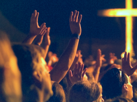 Hay Muchas Razones Para Adorar a Dios