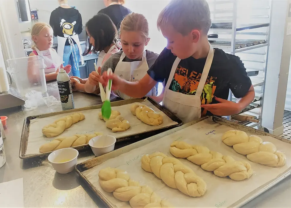 Winter 9-14 yo 1-4PM Holliday Bakeshop - Cooking Camp