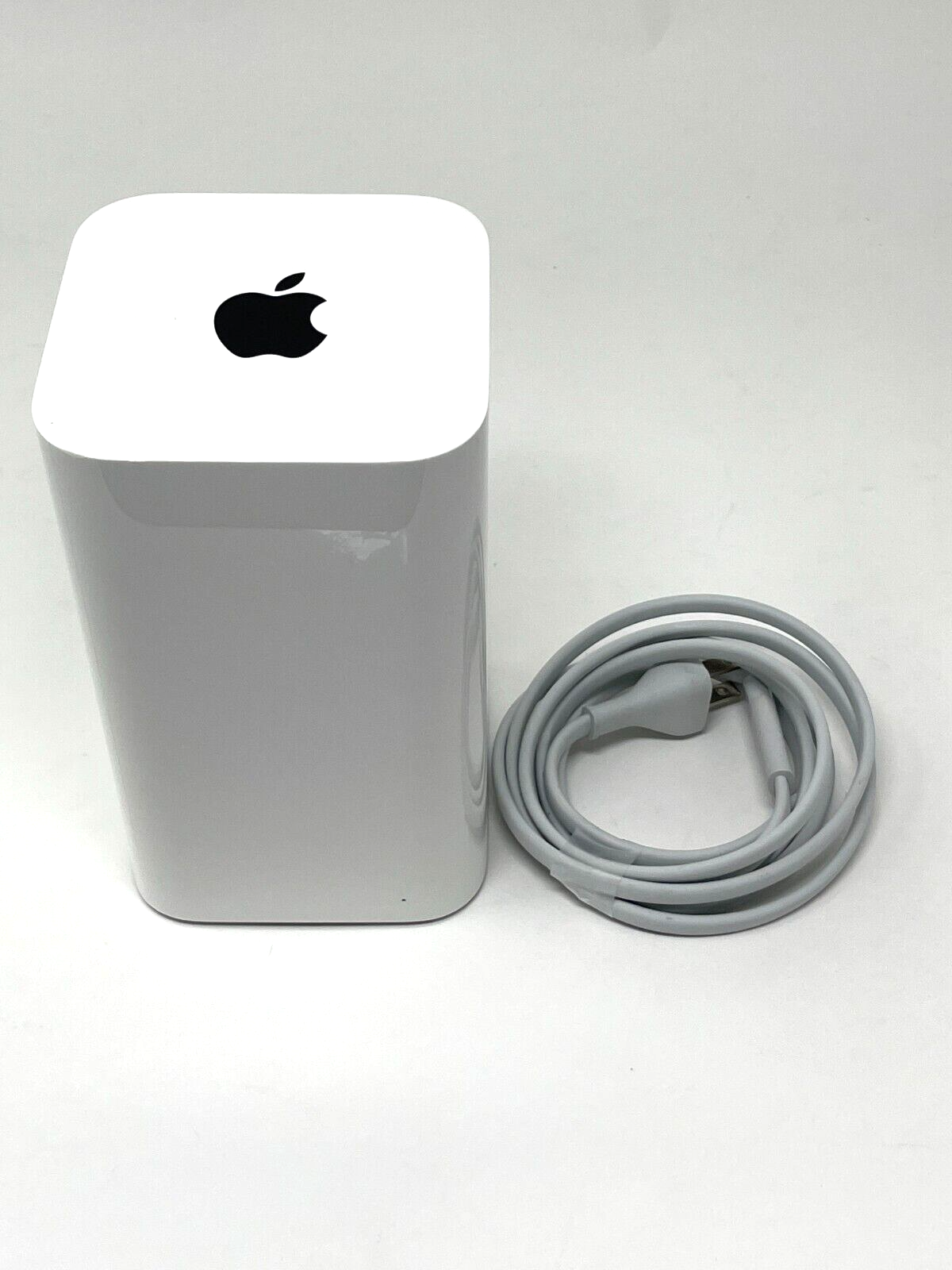 Apple AirPort Extreme Base Station Wireless Router 6th Generation A1521