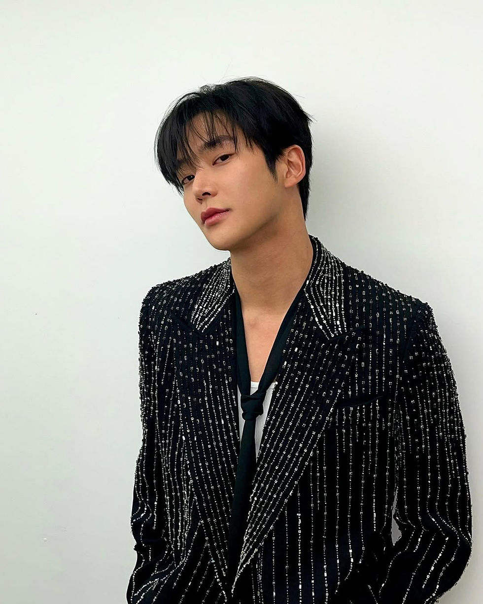 Alistamento militar do ator e cantor Rowoon é adiado