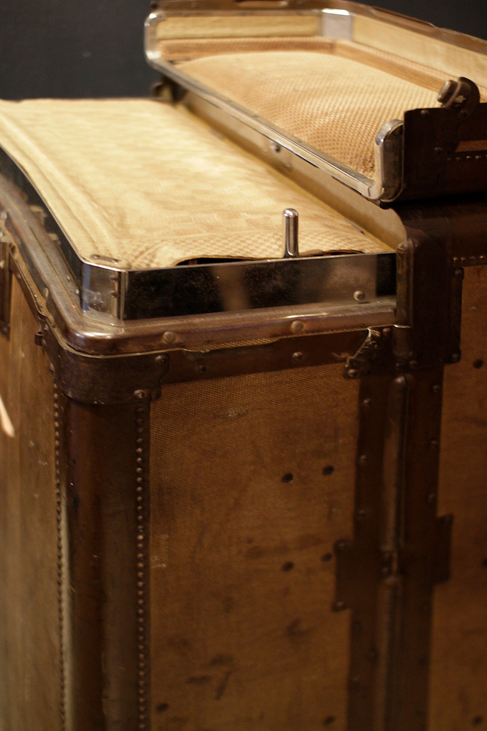サムネイル： Antique Trunk  |  アンティーク トランク 190150