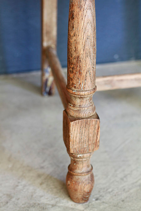 サムネイル： Wooden Chair_A  |  ウッドチェアA 1301-022