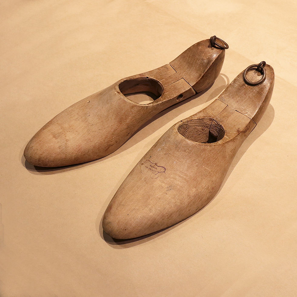 サムネイル： Shoe-Keeper(pair) | 木製シューズキーパー　24013