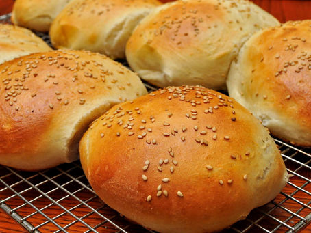 Hamburger Severler İçin Muhteşem Bir Lezzet: Ekşi Mayalı Burger Ekmeği