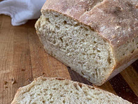%100 Tam Tahıl: Ekşi Mayalı Siyez Ekmeği