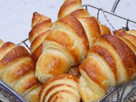 Kruvasan Eğitimi: Lezzetli ve Kabarık Kruvasanlar İçin İpuçları