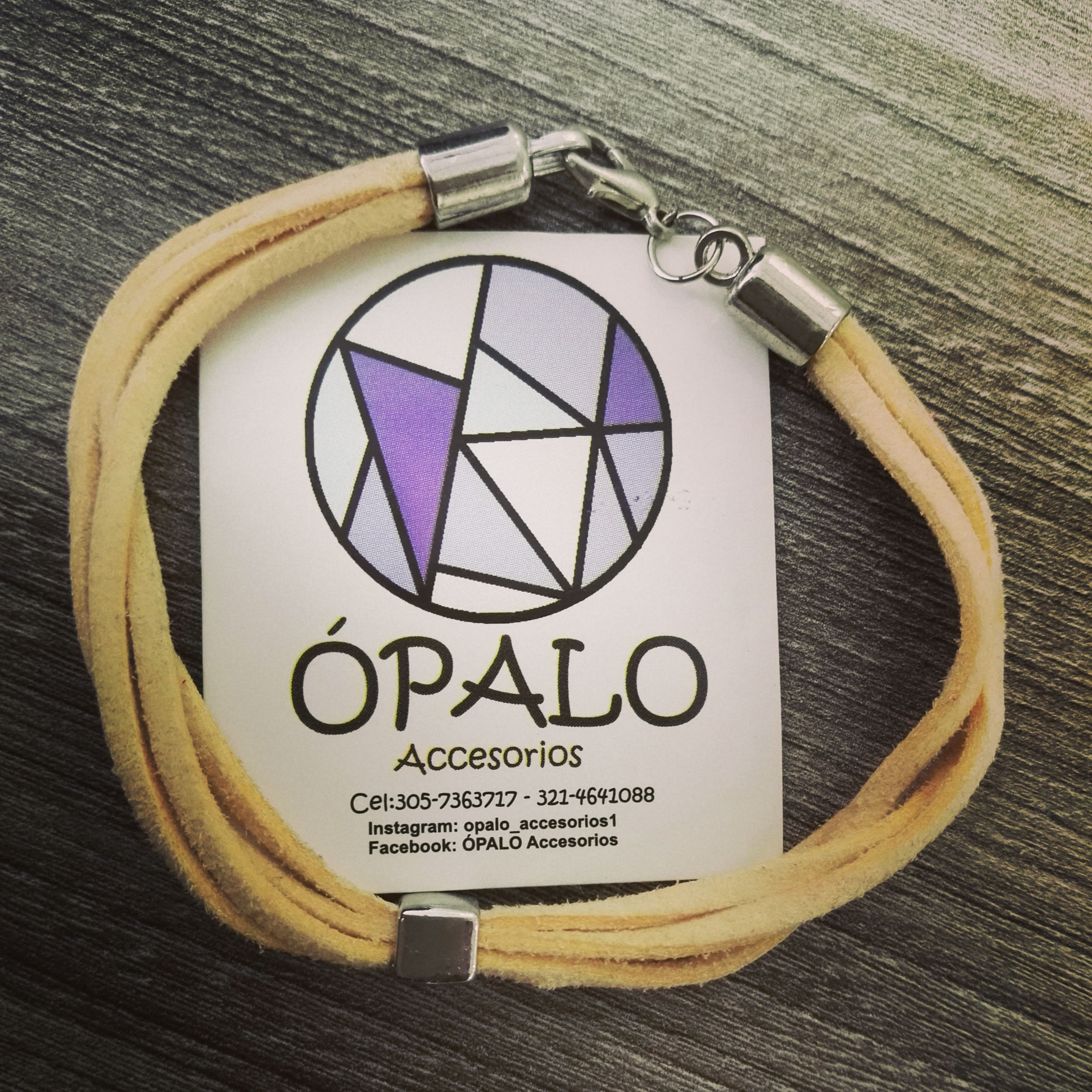 Pulsera-Cuero (crema)