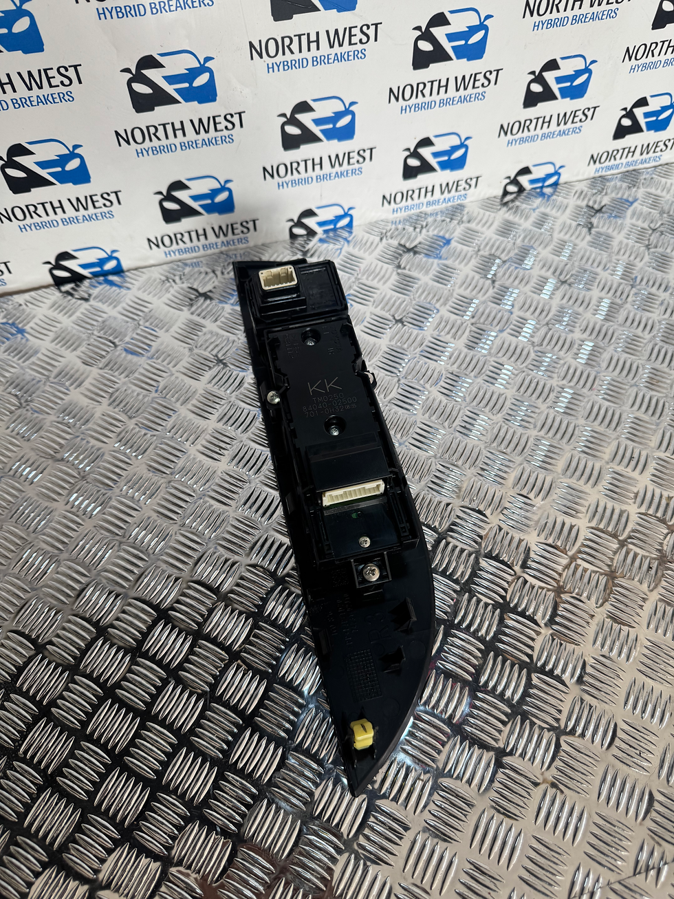 Thumbnail: TOYOTA COROLLA HYBRID MK12 19-26 DRIVER SIDE WINDOW SWITCH COMPLETE 84040-02500