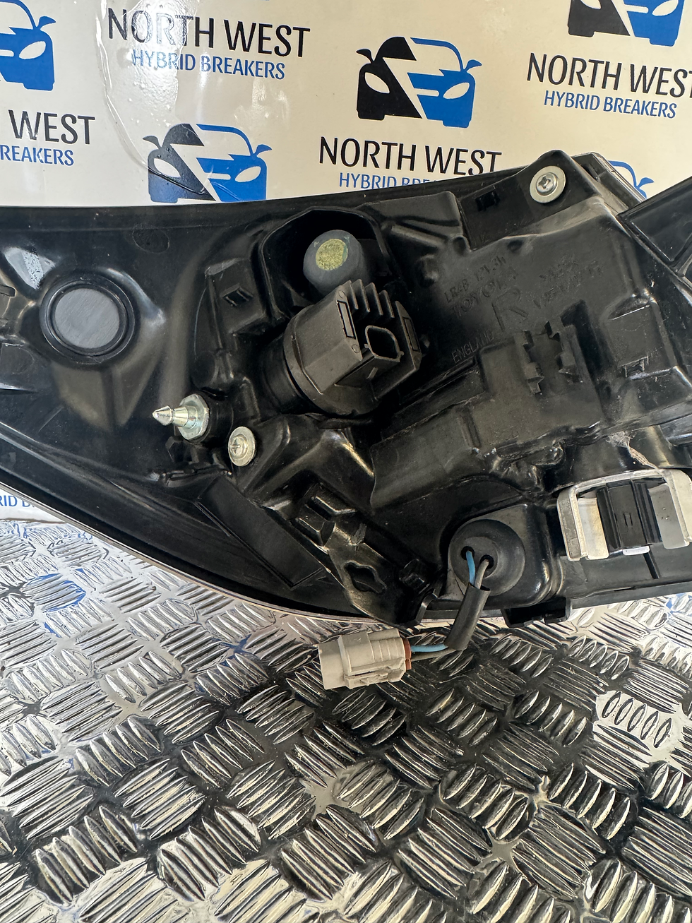 Thumbnail: TOYOTA COROLLA HATCHBACK MK12 REAR LIGHT LED RIGHT DRIVER SIDE