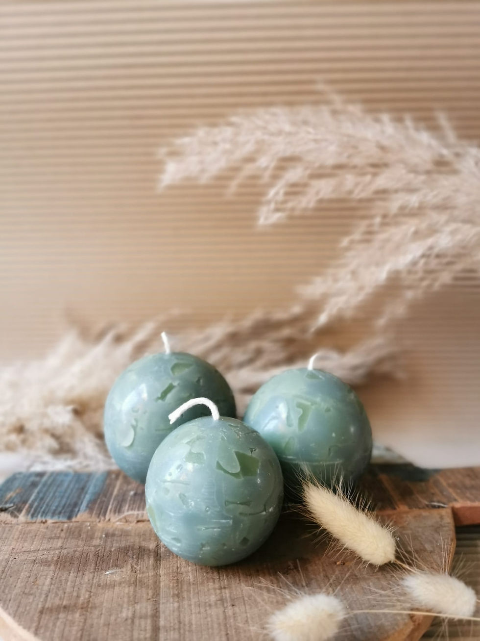 Thumbnail: Set van 3 kaars bolletjes