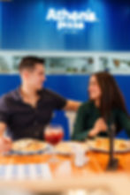 Restaurantes nuevos como Athens Pizza te ofrecen nuevos sabores de Grecia y el Mediterráneo