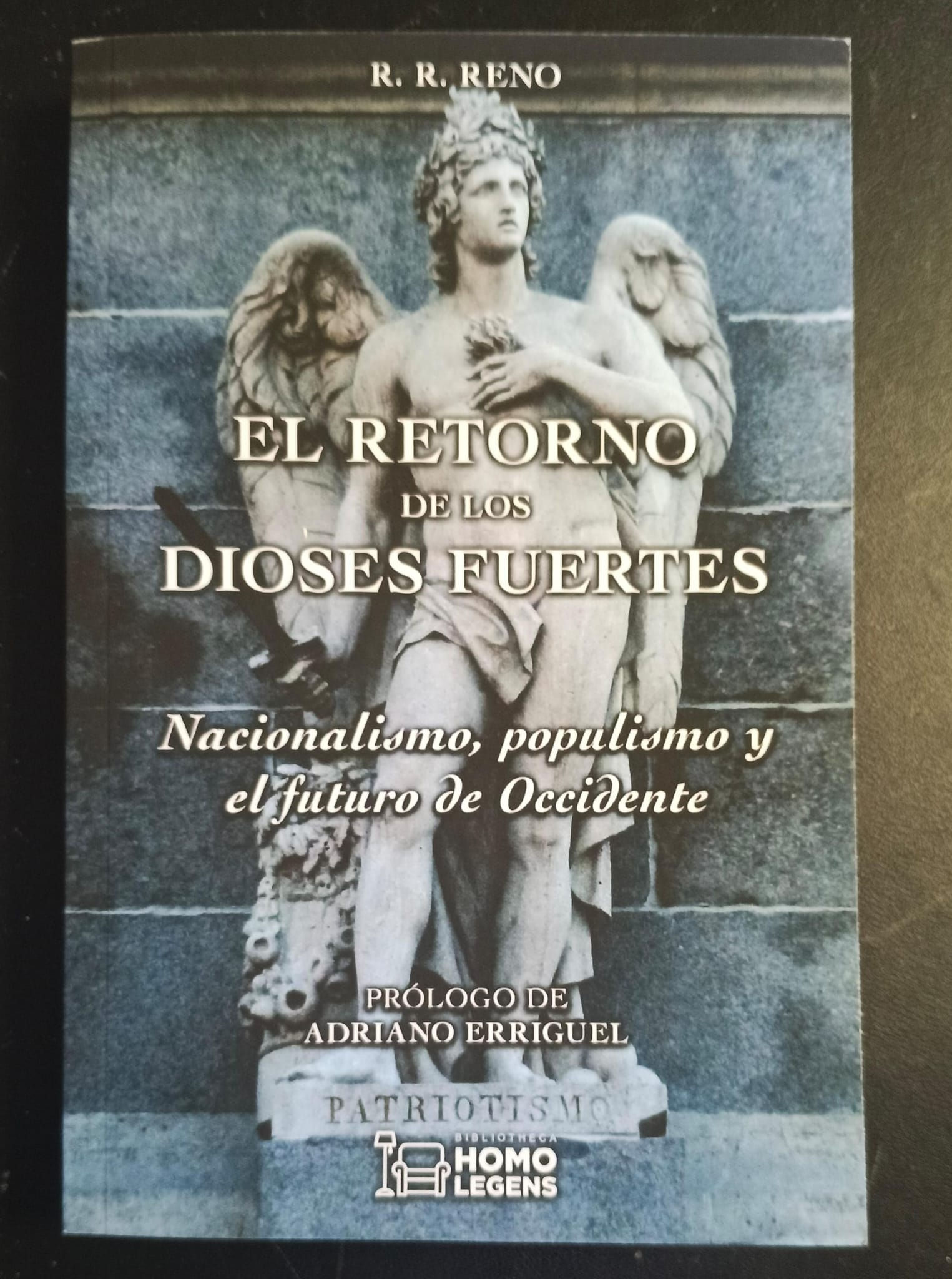 El retorno de los Dioses fuertes. |Reno, R.R. Libros del Abuelo, tu librería solidaria.