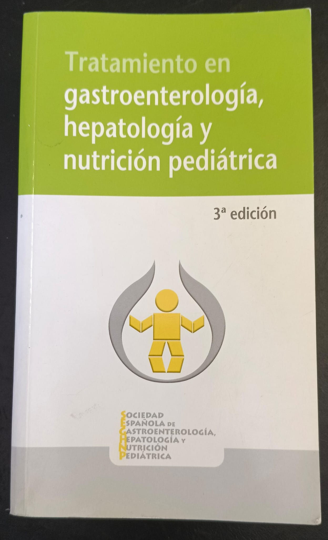 Tratamiento en gastroenterología, hepatología y nutrición pediátrica | VV.AA. Los Libros del Abuelo, tu librería solidaria.