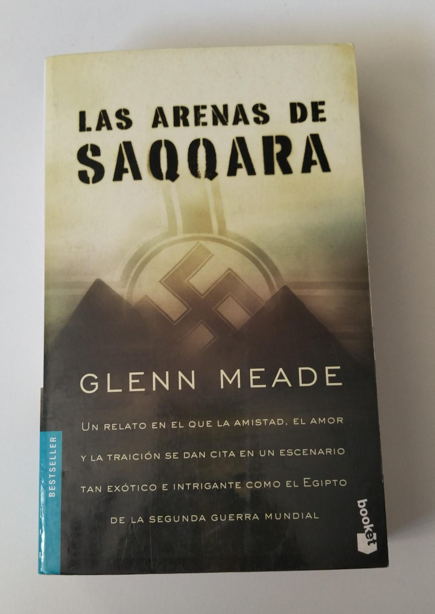 Las arenas de saqqara | Meade , Glenn. Los libros del abuelo, tu librería solidaria.