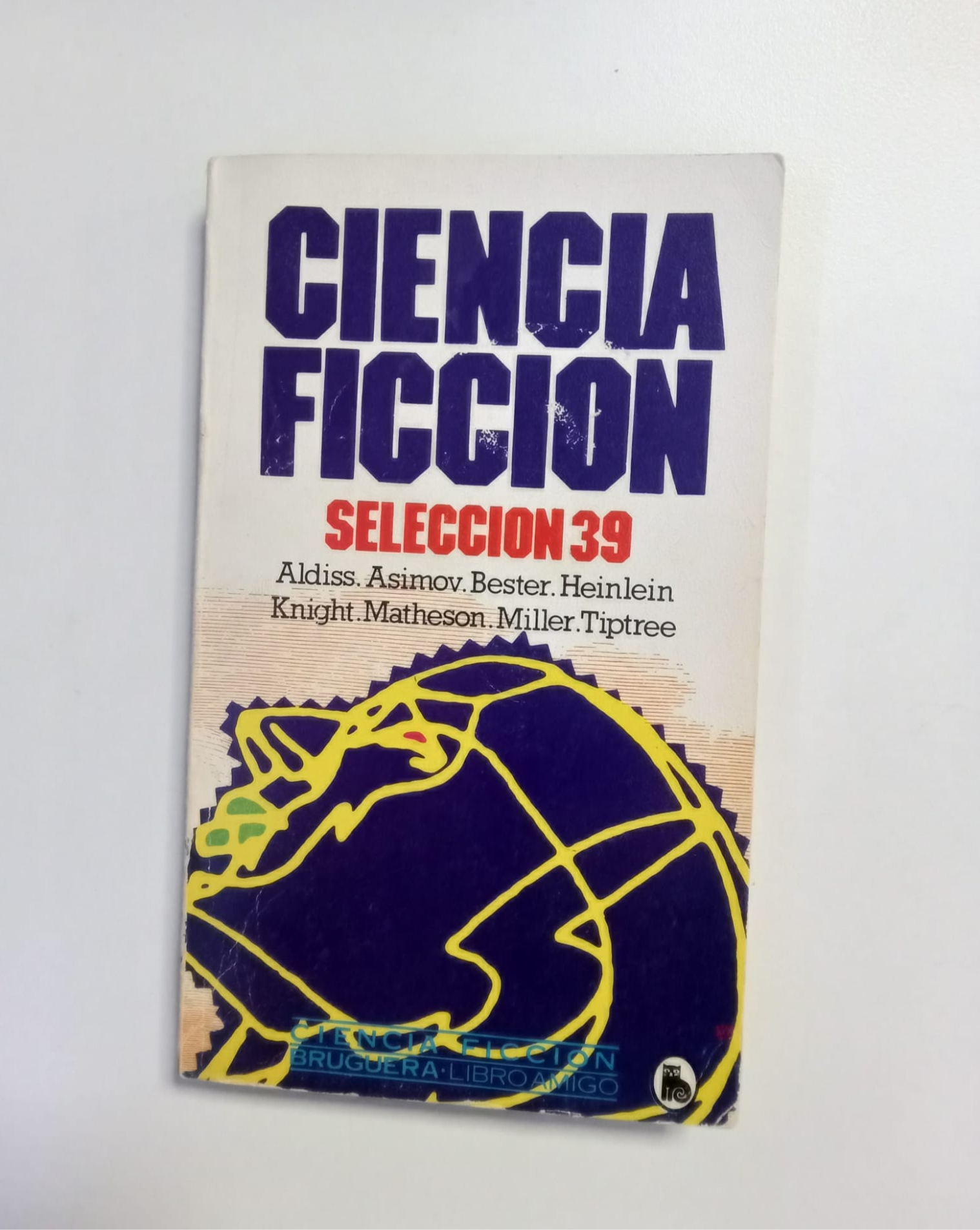 Ciencia ficción. Selección 39. Asimov; Aldiss; Heinlein; Bester, etc. Los libros del abuelo, tu librería solidaria.