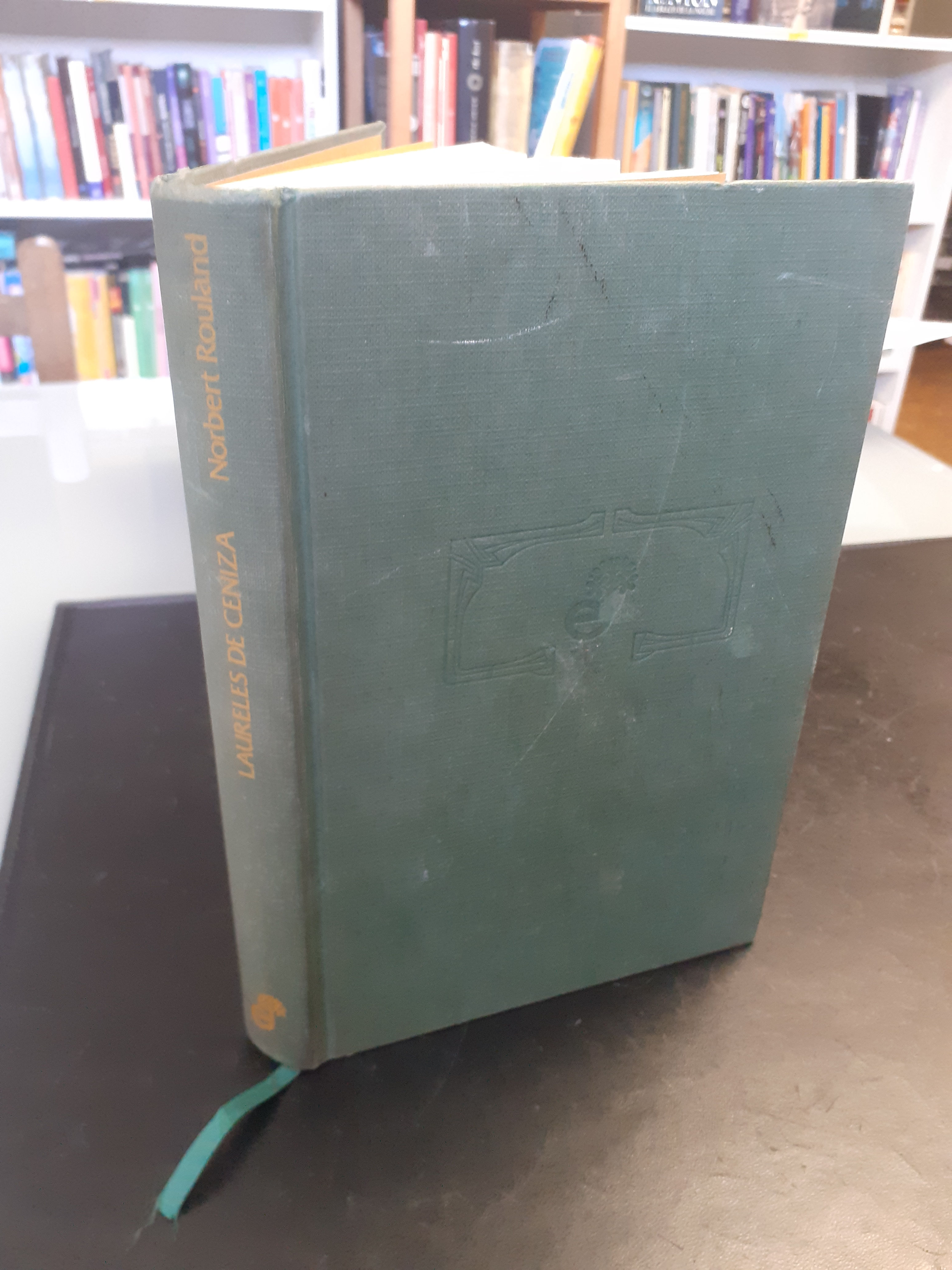 Laureles de Cenizas | Rouland, Norbert, Los Libros del Abuelo, tu librería solidaria