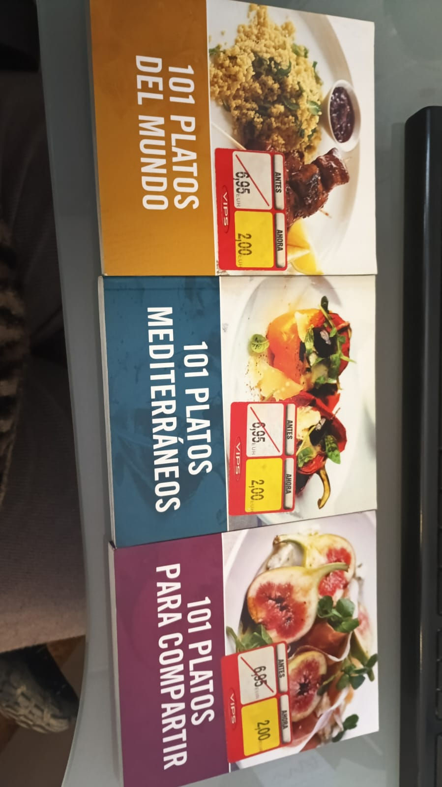 Tres libros de recetas. Los libros del abuelo, tu librería solidaria.