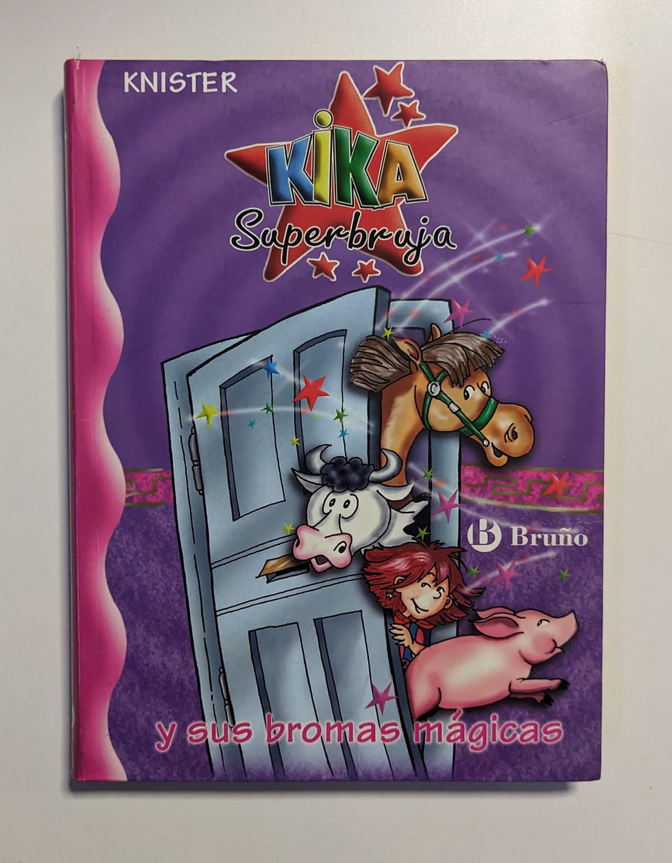 Kika Superbruja y sus bromas mágicas. Knister (Ludger Jochmann). Los libros del abuelo, tu librería solidaria.