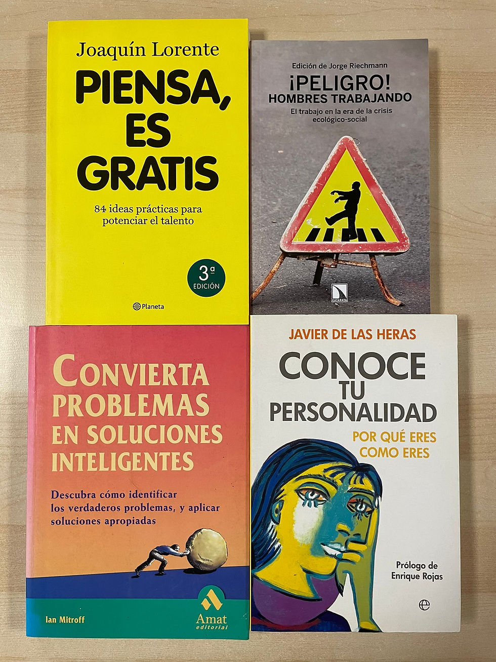 Pack 2412 "Libros para conocerte mejor" | VV.AA, Los libros del Abuelo, tu librería solidaria.