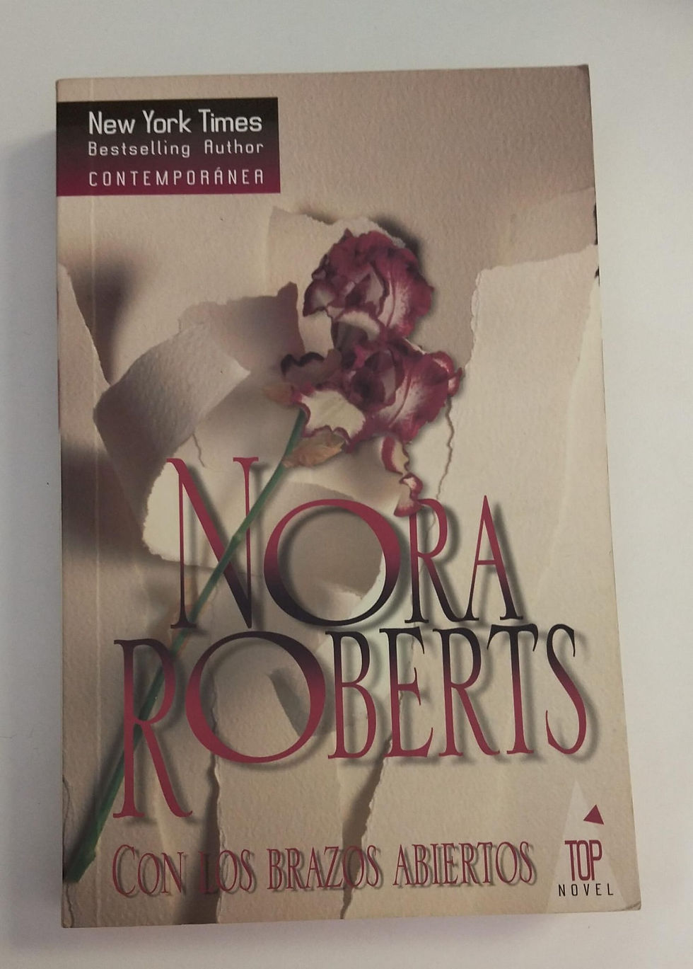 Con los brazos abiertos | Roberts ,Nora . Los libros del abuelo , Tu librería solidaria.