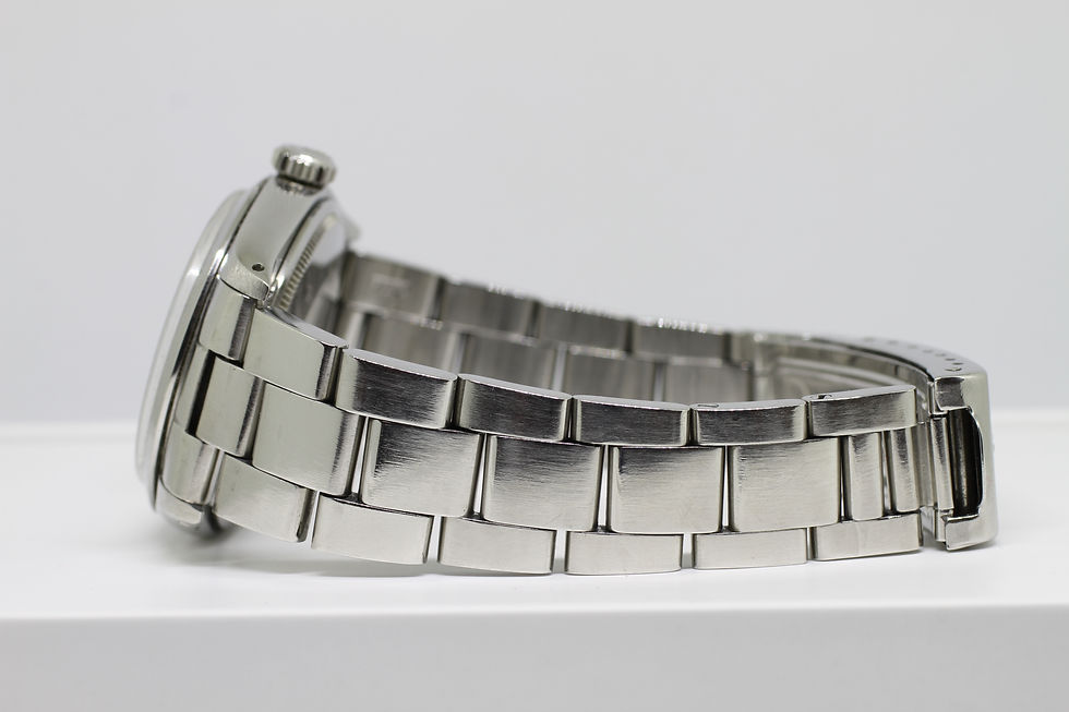 Thumbnail: 1978 Vintage Rolex Date 1500 Blue Textured Linen Dial