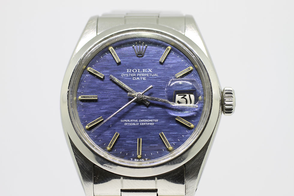 Thumbnail: 1978 Vintage Rolex Date 1500 Blue Textured Linen Dial