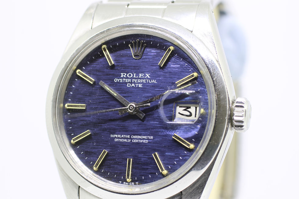 Thumbnail: 1978 Vintage Rolex Date 1500 Blue Textured Linen Dial