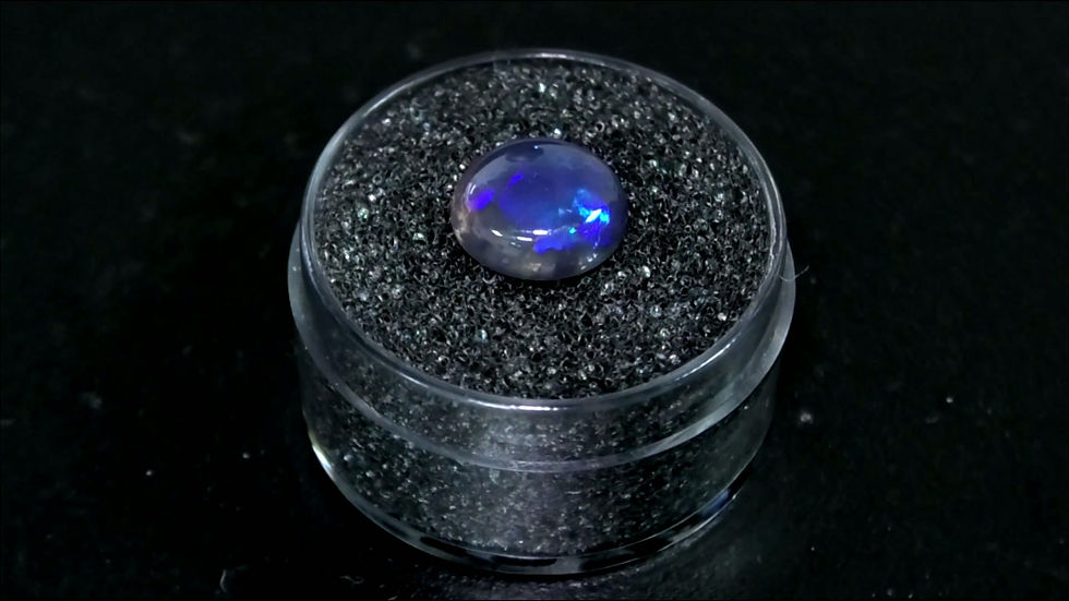 Lightning Ridge Black Opal from Australia