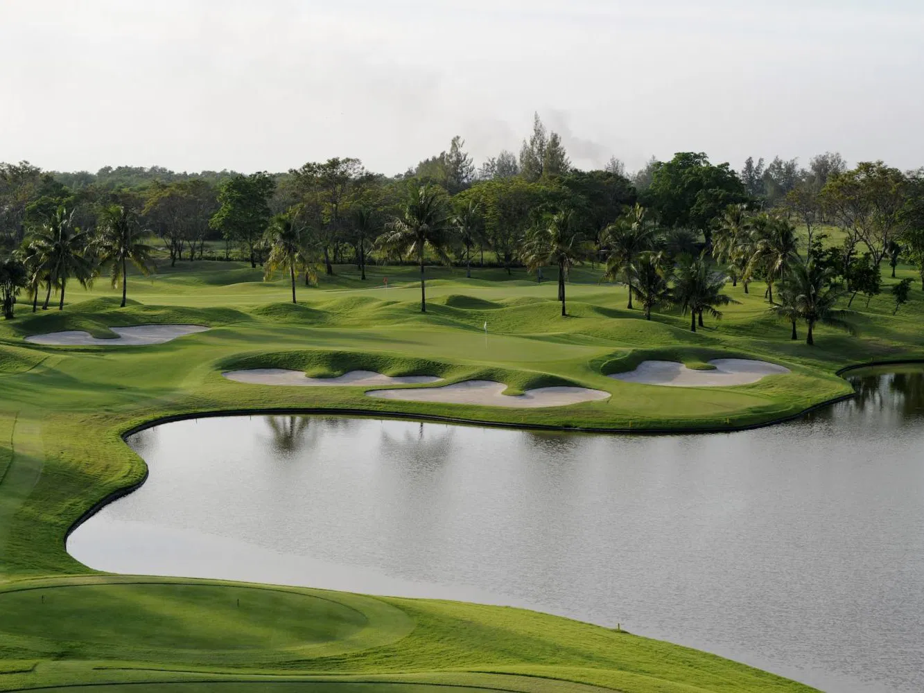 Bangkok golf host thai country club