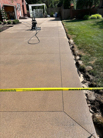 Concrete driveway installed in Columbus, Ohio by Hacker’s Concrete Impressions