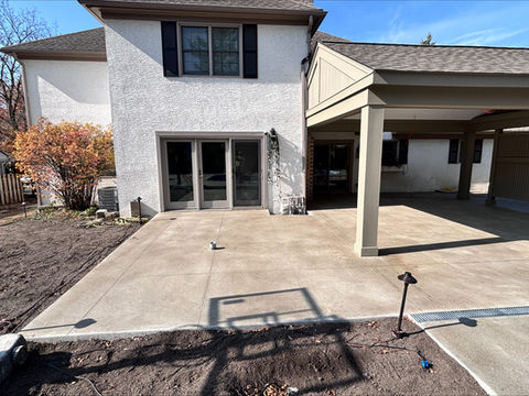 Concrete patio installed in Columbus, Ohio by Hacker’s Concrete Impressions