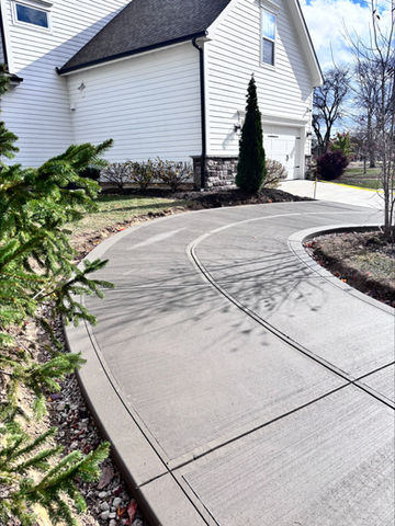 Concrete driveway installed in Columbus, Ohio by Hacker’s Concrete Impressions