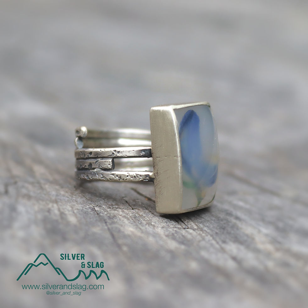 Thumbnail: Lupine in Malibu Agate Sterling Silver Statement Ring  - Size 6.25