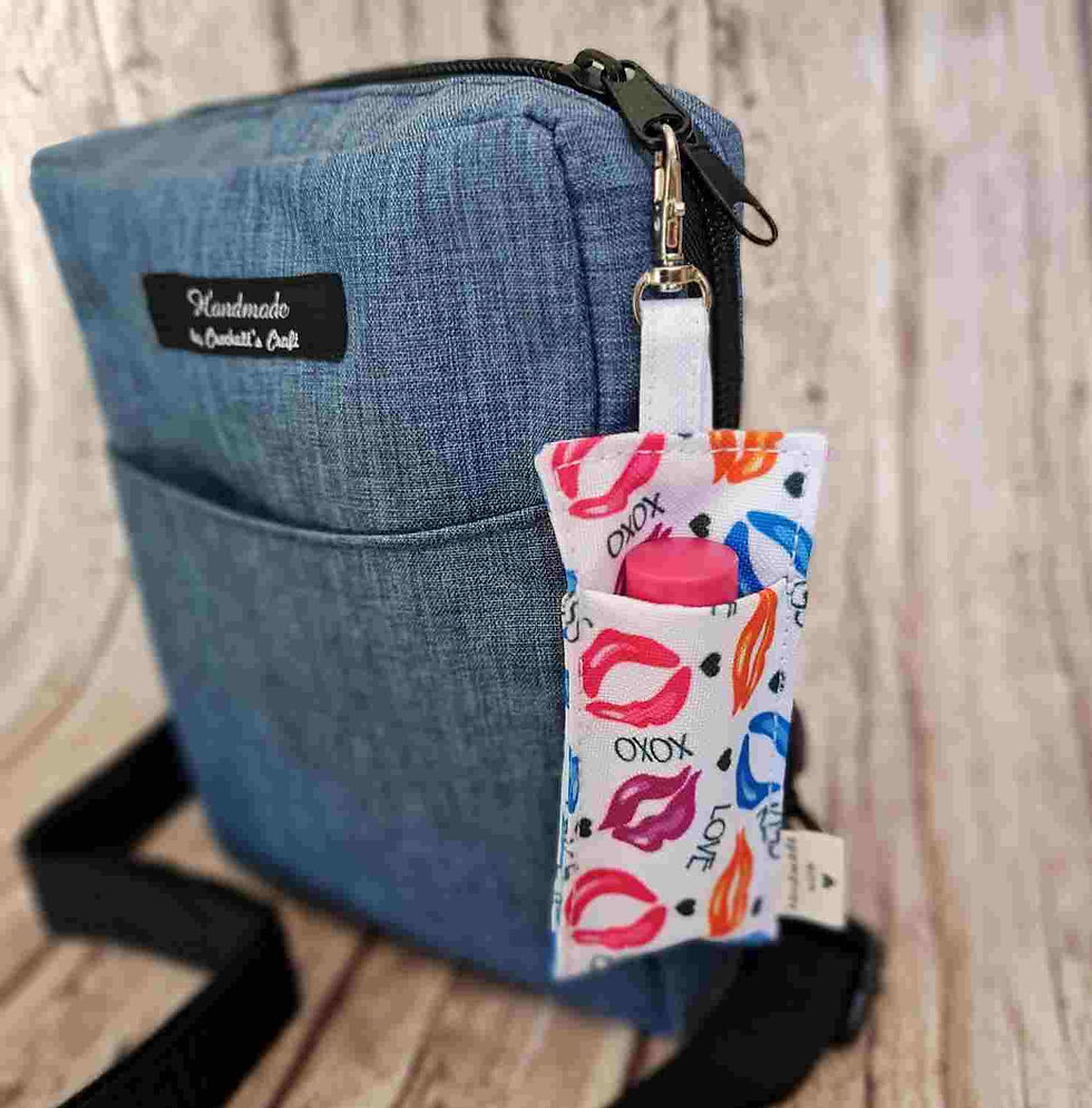Miniaturbild: Umhängetasche in jeansblau aus wasserfestem, griffigem Rucksackstoff