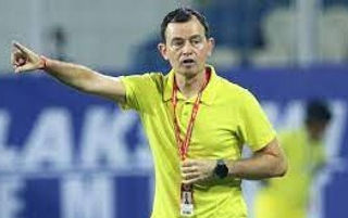 KIBU VICUÑA_edited.jpg